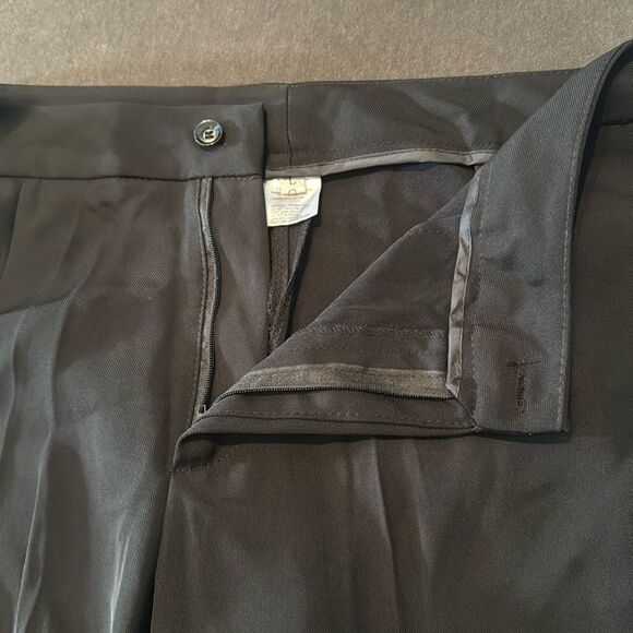 Women’s Black 2 Piece Pant Suit One Button Formal Office Wedding Size L NWT - Picture 15 of 16